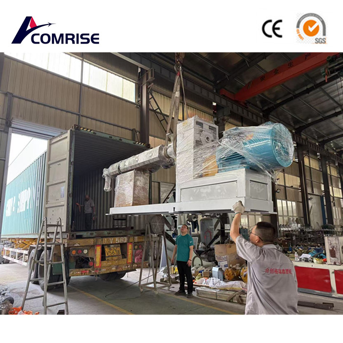 কড পাইপ উত্পাদন লাইন মধ্য প্রাচ্যে প্রেরণ করা